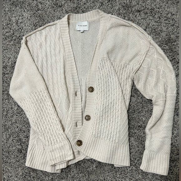 Cardigan - Picture 4 of 4
